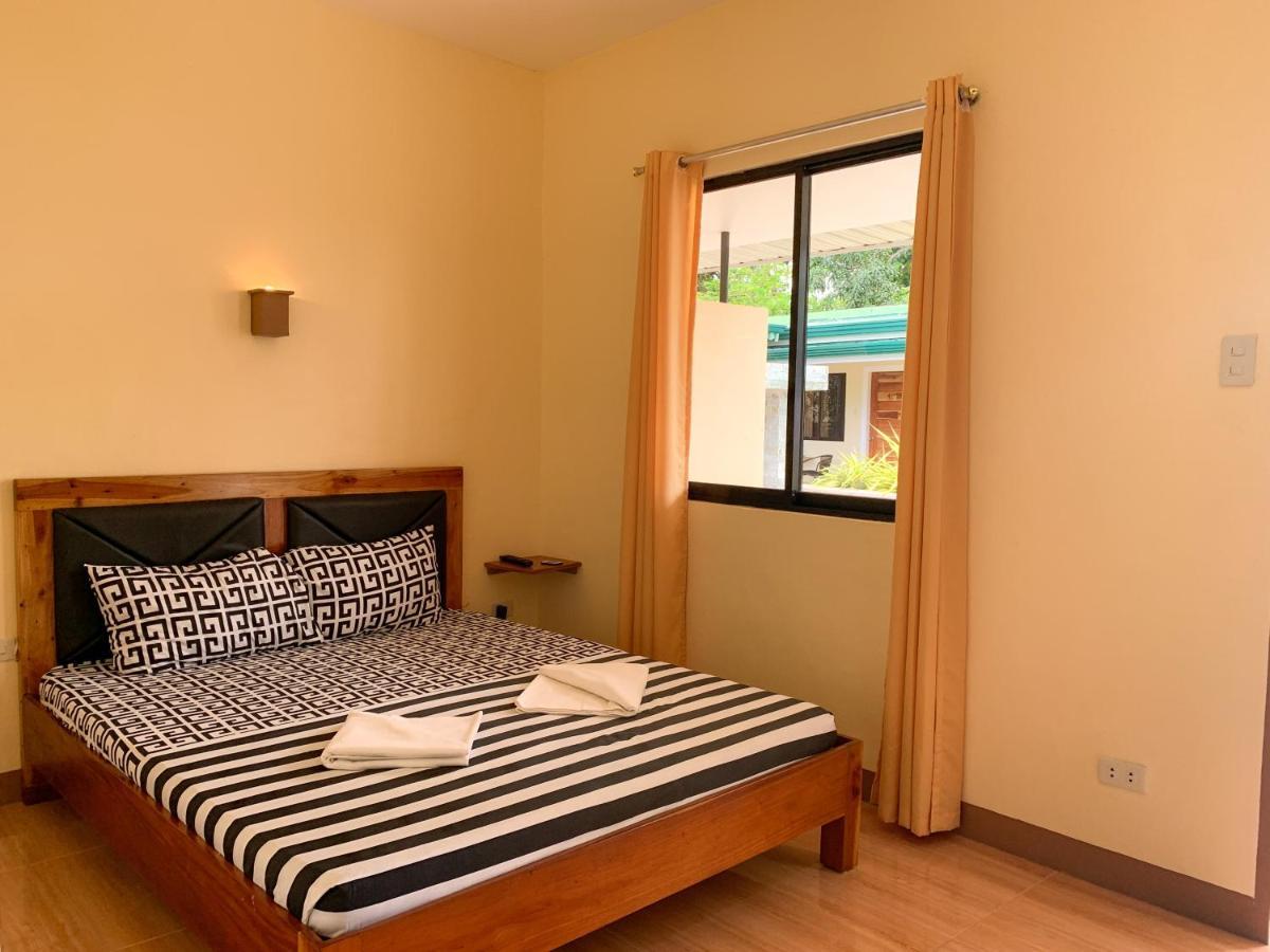 פנגלאו Midnite Inn מראה חיצוני תמונה