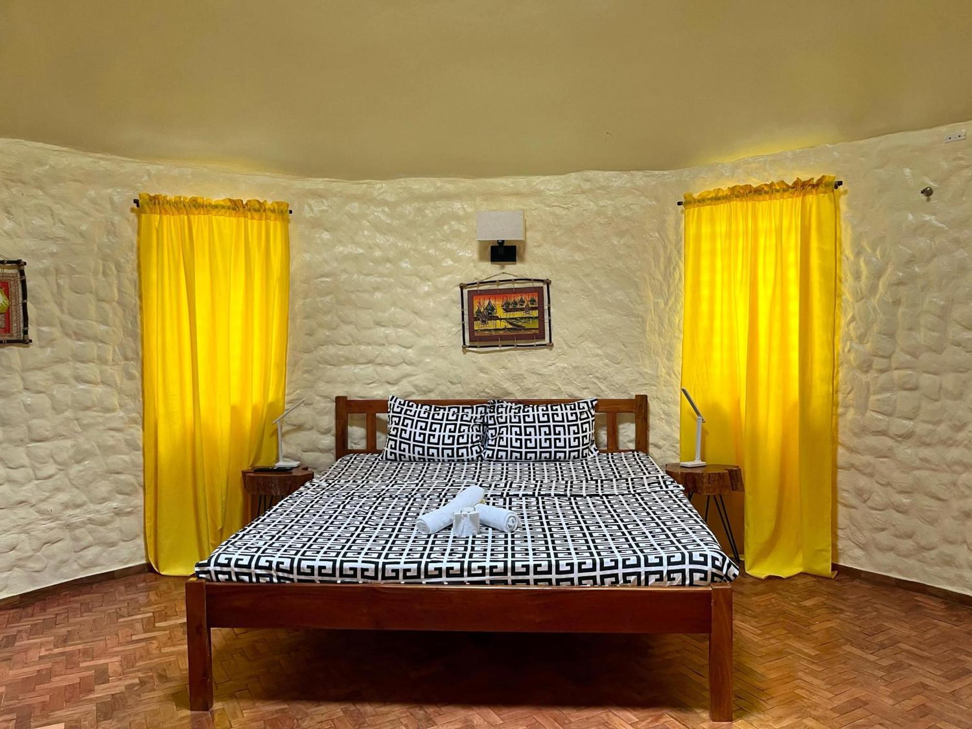 פנגלאו Midnite Inn מראה חיצוני תמונה